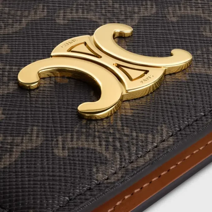 Bi-Fold Card Holder Triomphe in Triomphe Canvas Bi-Fold Card Holder Triomphe in Triomphe Canvas