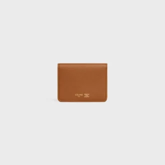 Bi-Fold Card Holder Triomphe Stamp in Supple Grained Calfskin