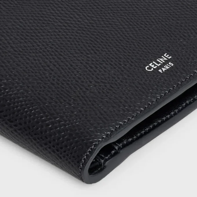 Bi-Fold Wallet in Grained Calfskin Bi-Fold Wallet in Grained Calfskin