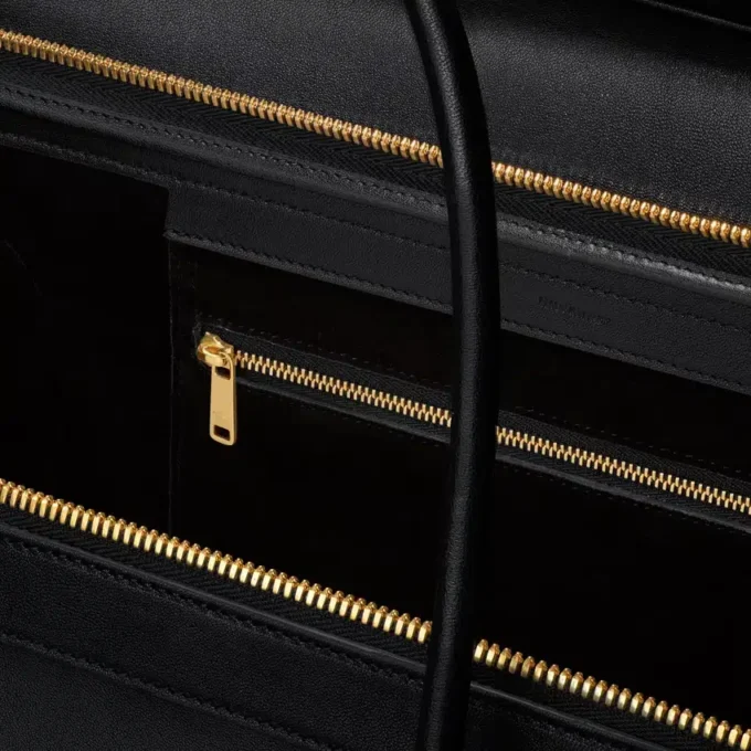 Big Smile Luggage in Supple Shiny Lambskin Big Smile Luggage in Supple Shiny Lambskin