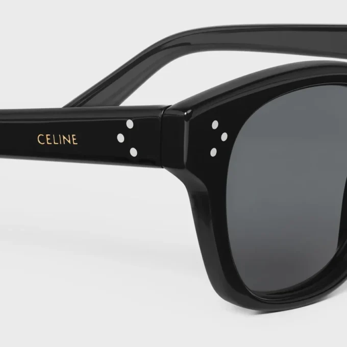 Black Frame 42 Sunglasses in Acetate Black Frame 42 Sunglasses in Acetate