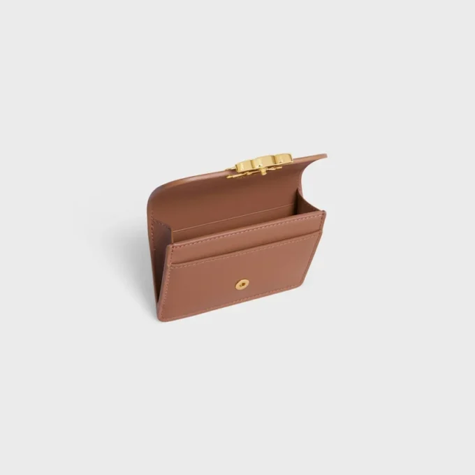 Card Holder with Flap Triomphe in Shiny Calfskin Card Holder with Flap Triomphe in Shiny Calfskin