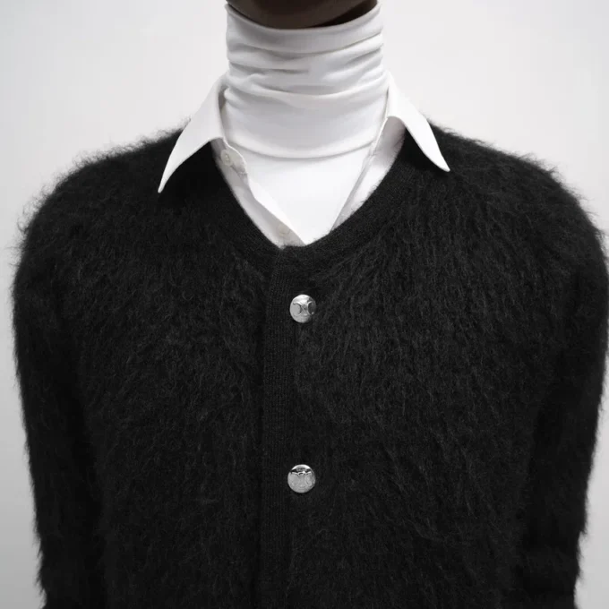 Cardigan in Brushed Mohair