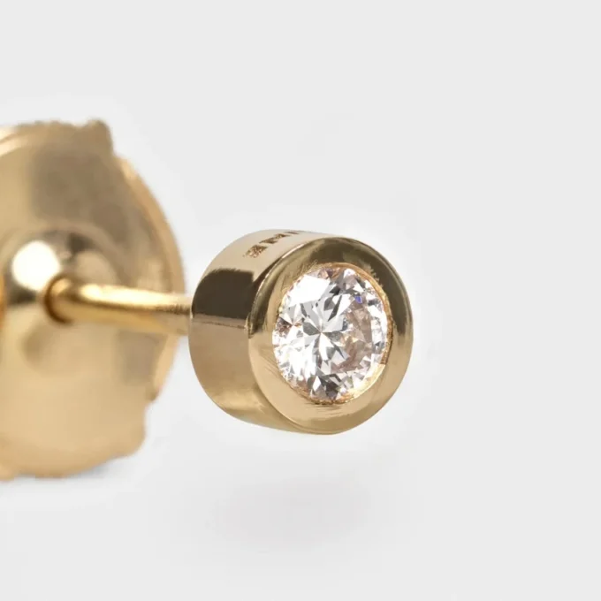 Celine Sentimental Brillant Stud in Yellow Gold and Diamond