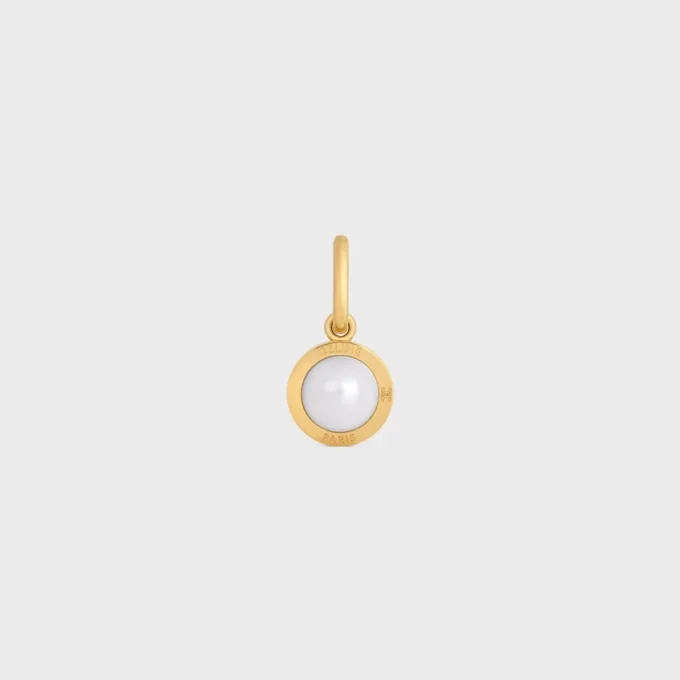 Charms Pearl in Resin Pearl and Brass with Gold Finish Charms Pearl in Resin Pearl and Brass with Gold Finish