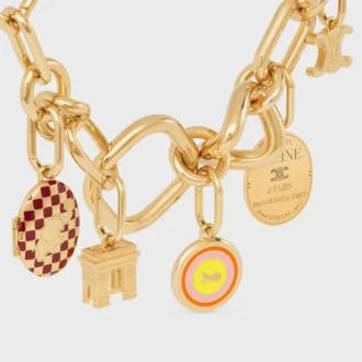 Charms Sulky Medal in Enamel Ans Brass with Gold Finish