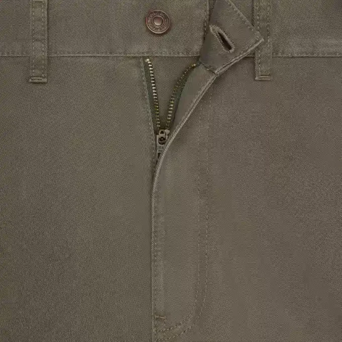 Chinos in Cotton Twill Chinos in Cotton Twill