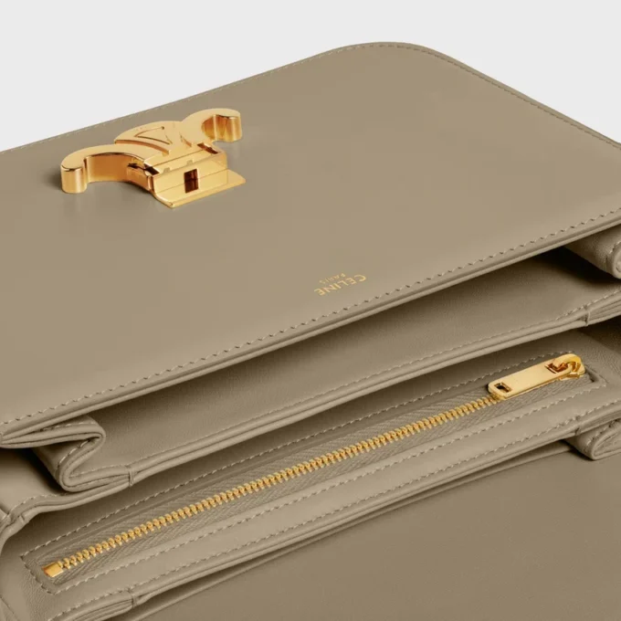 Classique Triomphe Bag in Shiny Calfskin