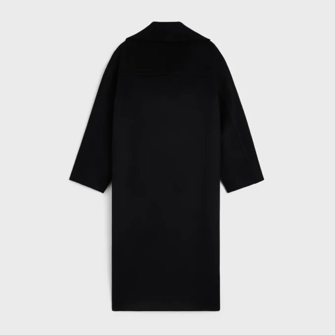 Coat in Wool Cloth Coat in Wool Cloth