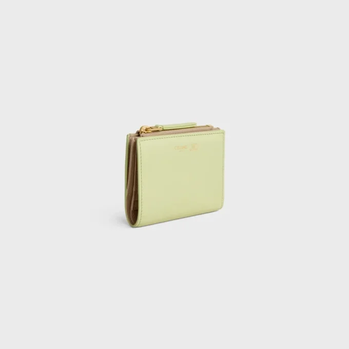Compact Wallet Triomphe Stamp in Supple Grained Calfskin