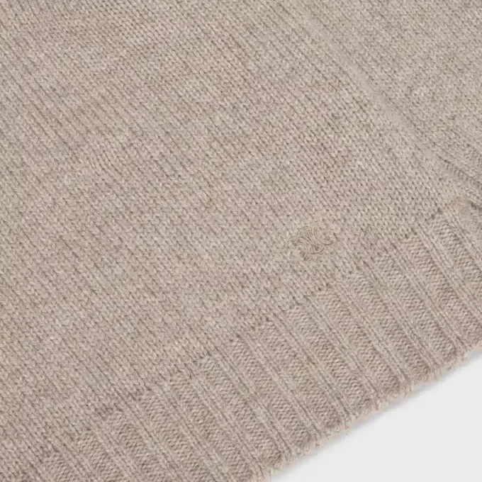 Crew Neck Sweater in Seamless Cashmere Crew Neck Sweater in Seamless Cashmere