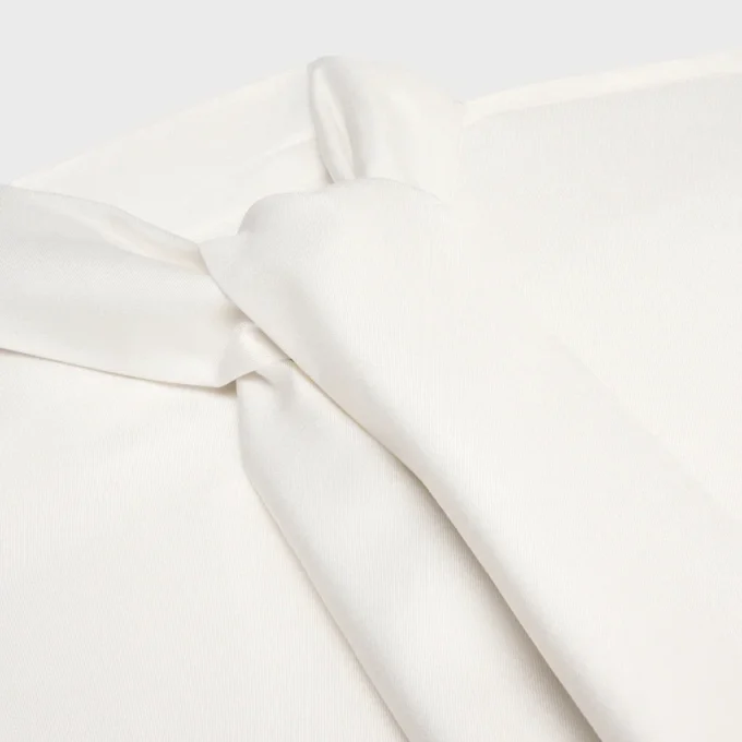 Cropped Lavalliere Shirt in Silk Twill Cropped Lavalliere Shirt in Silk Twill