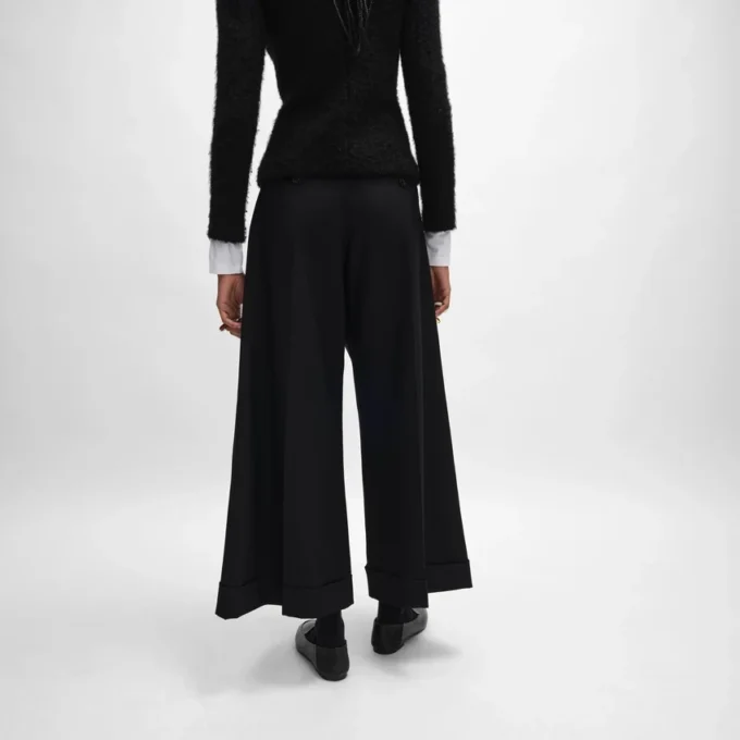 Docks Trousers in Wool Gabardine Docks Trousers in Wool Gabardine
