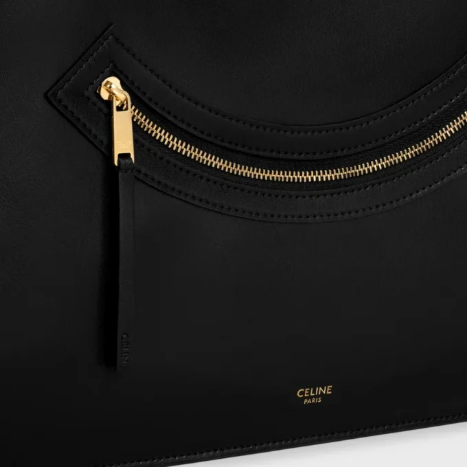 Flat Luggage in Glossy Calfskin Flat Luggage in Glossy Calfskin