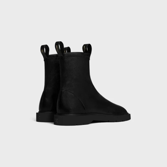 Flow Zipped Boot in Stretch Lambskin Flow Zipped Boot in Stretch Lambskin