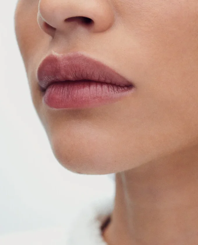 Le Rouge Celine 04 PhèDre – Matte Lip Balm Le Rouge Celine 04 PhèDre – Matte Lip Balm