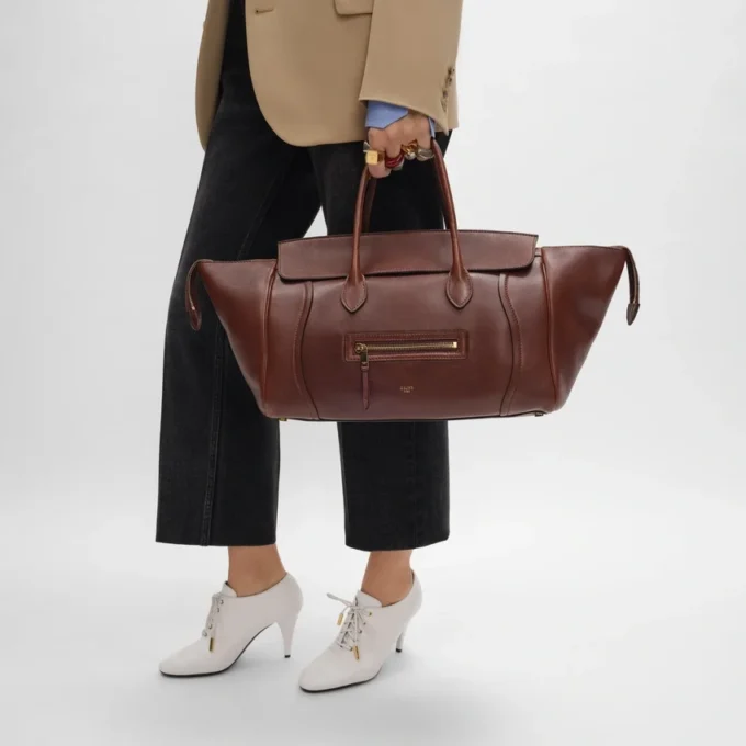 Luggage in Supple Shiny Lambskin Luggage in Supple Shiny Lambskin
