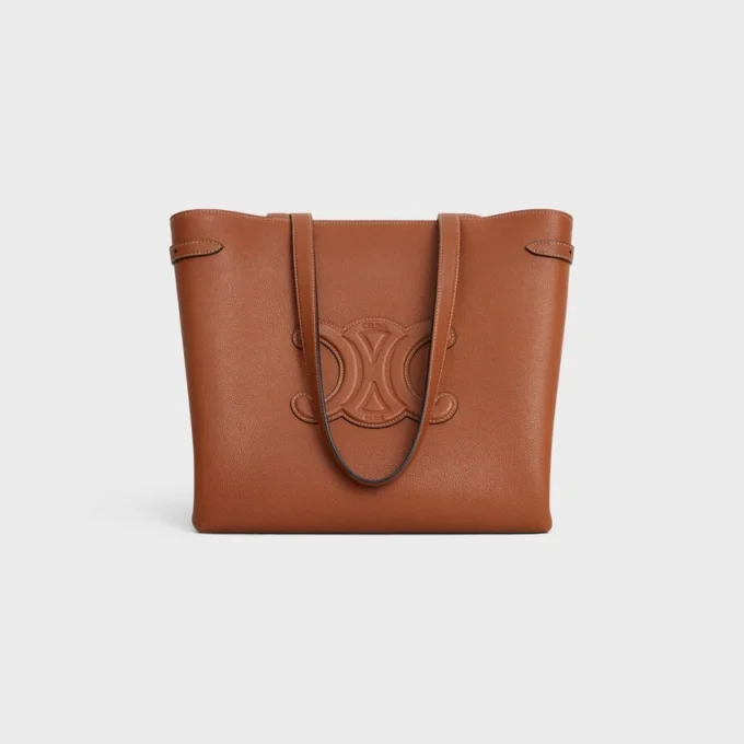 Medium Cabas AnaïS Cuir Triomphe in Grained Calfskin Medium Cabas AnaïS Cuir Triomphe in Grained Calfskin