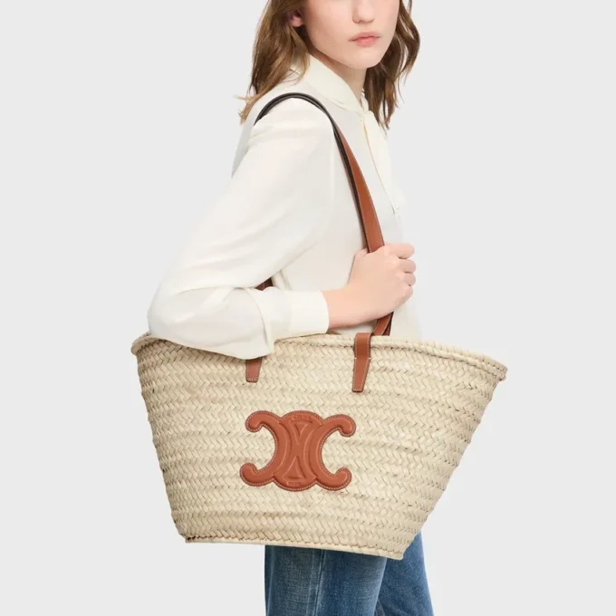 Medium Celine Classic Panier in Palm Leaves and Calfskin Medium Celine Classic Panier in Palm Leaves and Calfskin