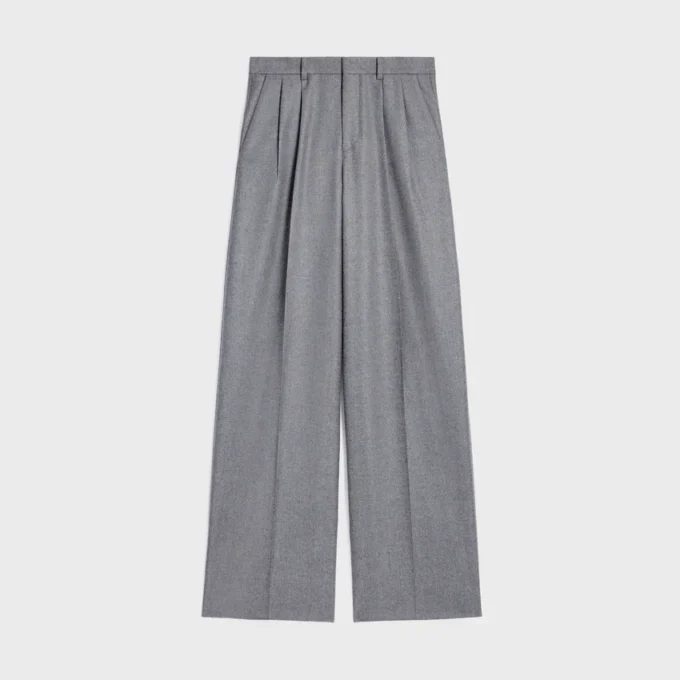 Pleated Trousers in Cashmere Flannel Pleated Trousers in Cashmere Flannel