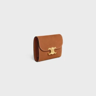 Small Flap Wallet Triomphe in Nubuck Calfskin