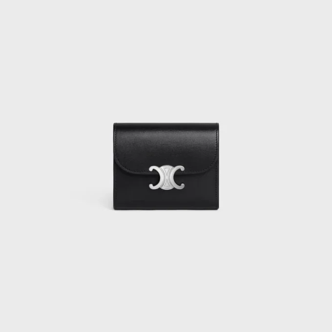Small Flap Wallet Triomphe in Shiny Calfskin