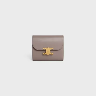 Small Flap Wallet Triomphe in Shiny Calfskin