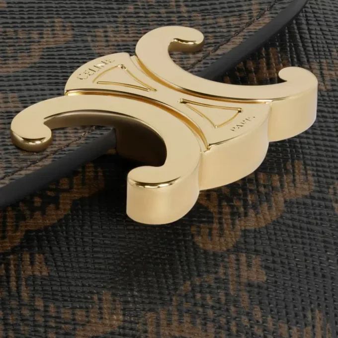 Small Flap Wallet Triomphe in Triomphe Canvas