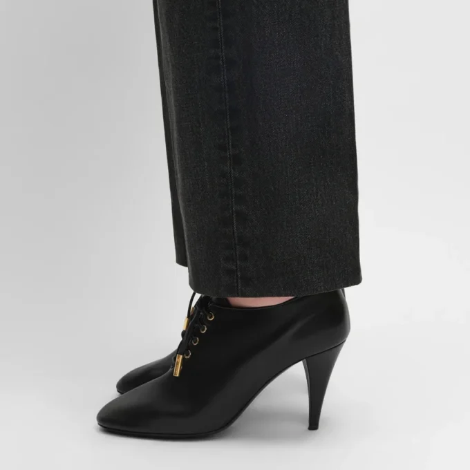Soft Oxford Lace-Up Heeled Ballerina in Calfskin – Vegetal Tanning Soft Oxford Lace-Up Heeled Ballerina in Calfskin – Vegetal Tanning
