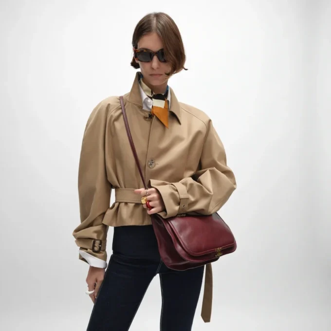 Soft Triomphe Besace in Supple Shiny Lambskin Soft Triomphe Besace in Supple Shiny Lambskin