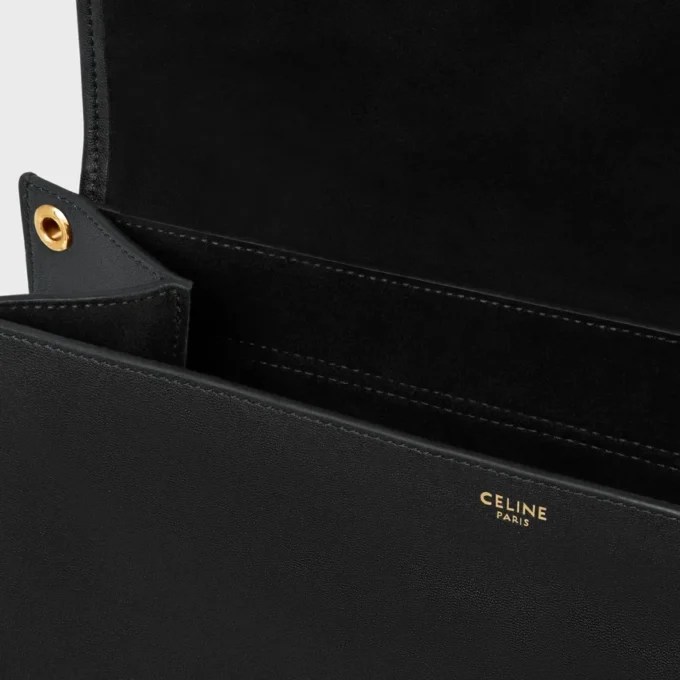 Soft Triomphe Besace in Supple Shiny Lambskin Soft Triomphe Besace in Supple Shiny Lambskin