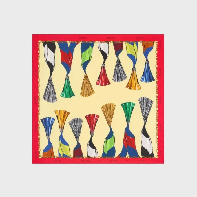 Square in Silk Twill Square in Silk Twill