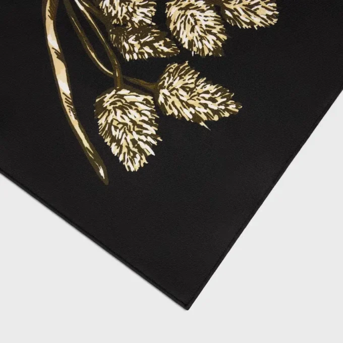 Square in Silk Twill