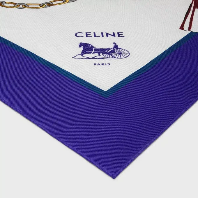 Square in Silk Twill