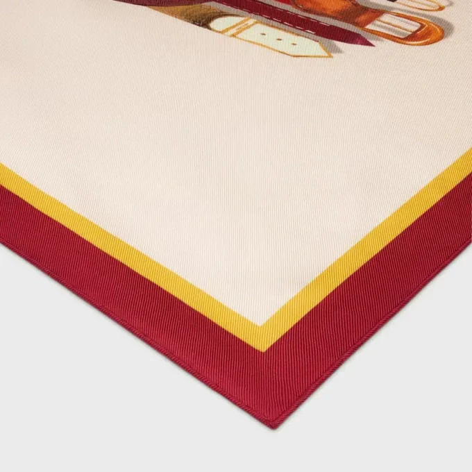 Square in Silk Twill Square in Silk Twill