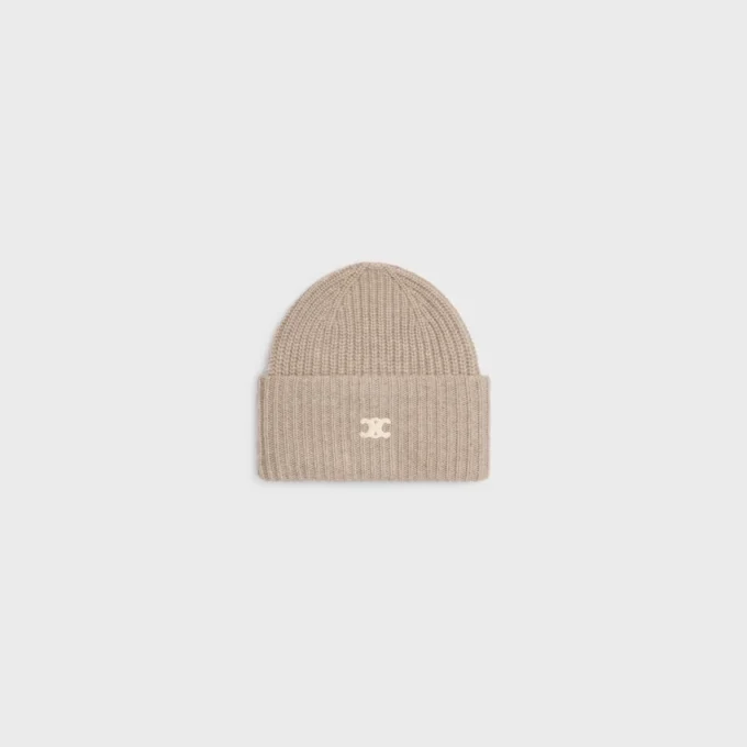 Triomphe Beanie in Seamless Cashmere Triomphe Beanie in Seamless Cashmere