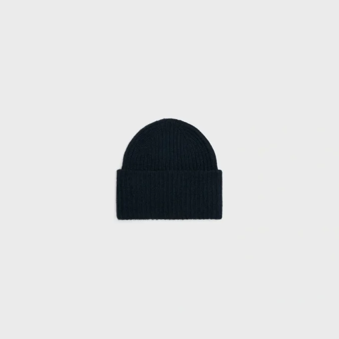 Triomphe Beanie in Seamless Cashmere Triomphe Beanie in Seamless Cashmere