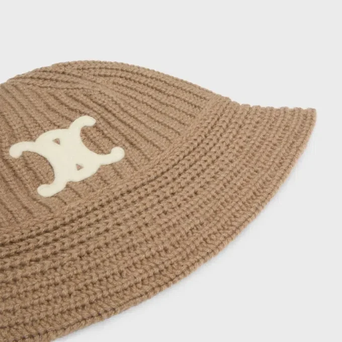 Triomphe Cloche Beanie in Cashmere Triomphe Cloche Beanie in Cashmere