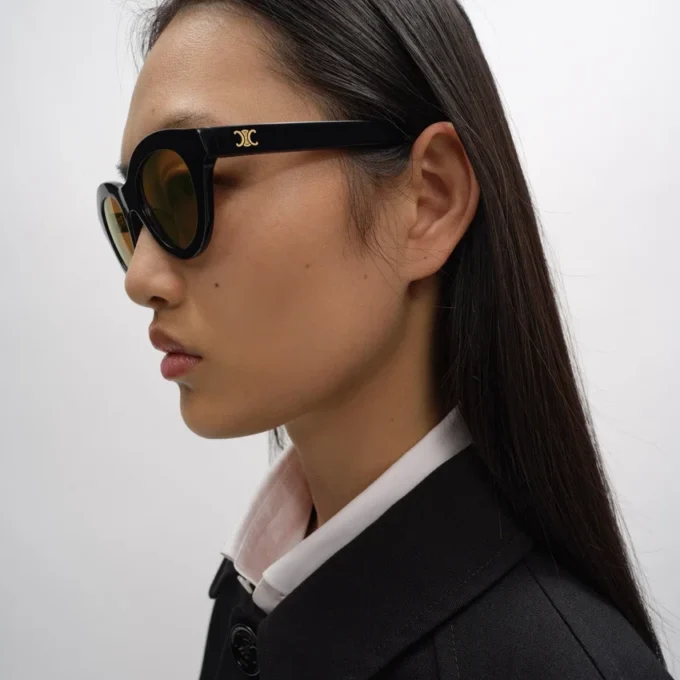 Triomphe Mini 01 Sunglasses in Acetate Triomphe Mini 01 Sunglasses in Acetate