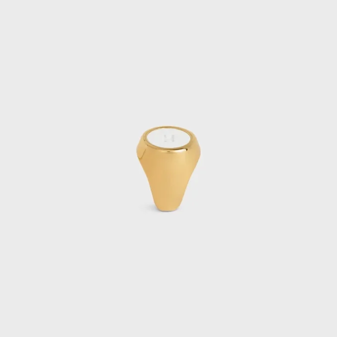 Triomphe Signet Ring in Varnish and Brass with Gold Finish Triomphe Signet Ring in Varnish and Brass with Gold Finish