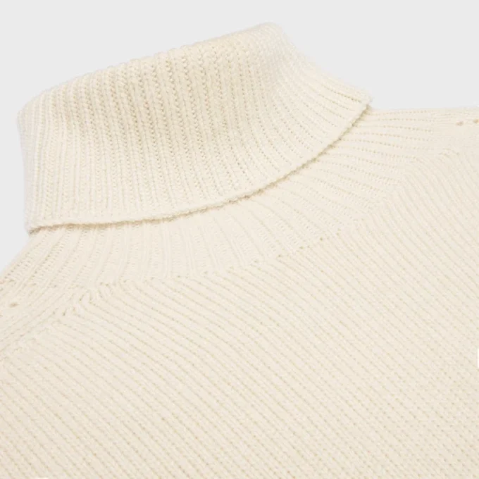 Turtleneck Sweater in Seamless Cashmere Turtleneck Sweater in Seamless Cashmere