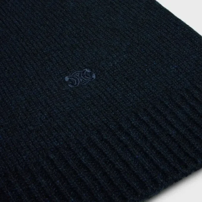Turtleneck Sweater in Seamless Cashmere Turtleneck Sweater in Seamless Cashmere