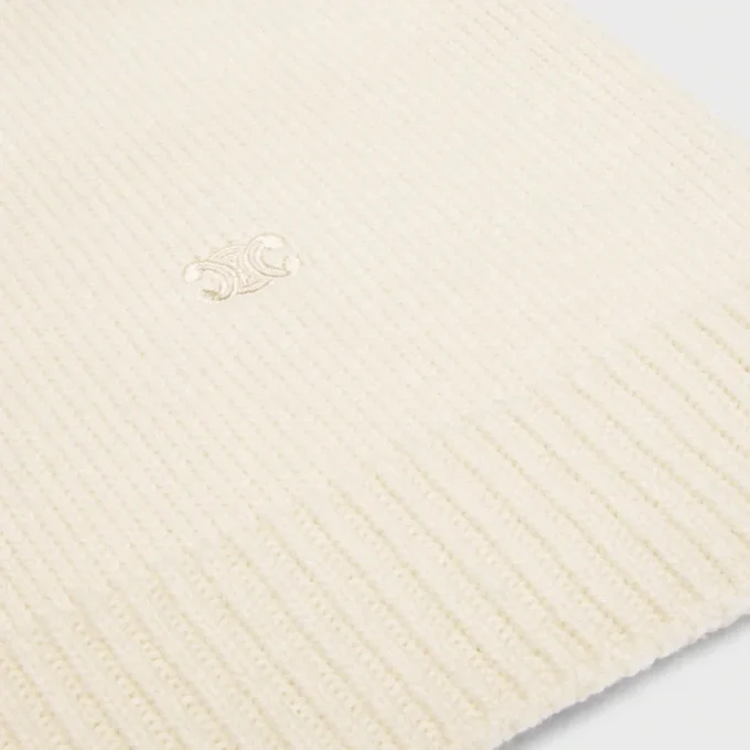 Turtleneck Sweater in Seamless Cashmere Turtleneck Sweater in Seamless Cashmere