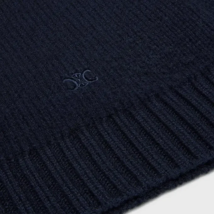 V-Neck Sweater in Cashmere V-Neck Sweater in Cashmere
