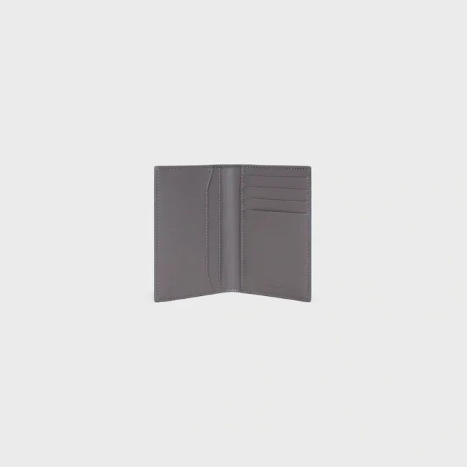 Vertical Card Holder in Grained Calfskin Vertical Card Holder in Grained Calfskin