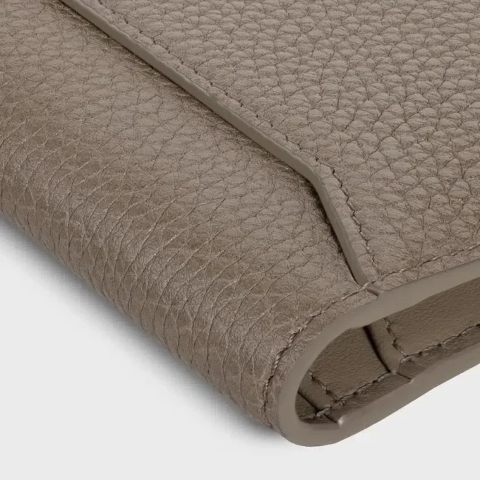 Vertical Card Holder in Grained Calfskin Vertical Card Holder in Grained Calfskin