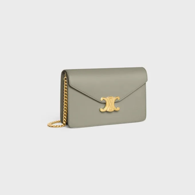 Wallet on Chain Margo in Shiny Calfskin Wallet on Chain Margo in Shiny Calfskin