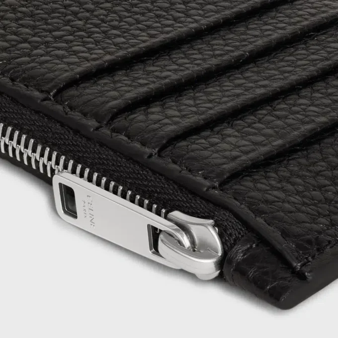 Zipped Compact Card Holder in Grained Calfskin Zipped Compact Card Holder in Grained Calfskin